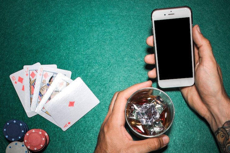 Pengguna beruangjitu menggunakan tutorial via ponsel dengan navigasi yang mudah